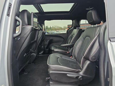 2022 Chrysler Pacifica Hybrid Limited