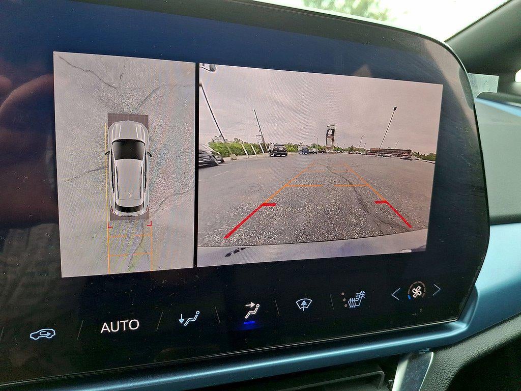 2024 Chevrolet Equinox EV LT