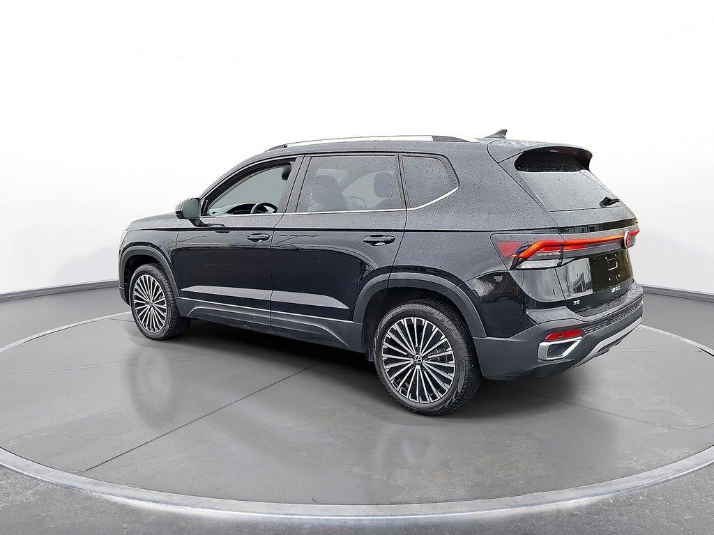 2025 Volkswagen Taos SE FWD
