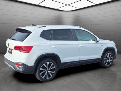 2024 Volkswagen Taos SE