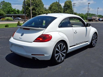 2012 Volkswagen Beetle 2dr Cpe DSG 2.0T Turbo PZEV