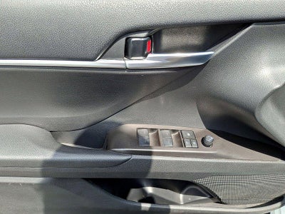 2024 Toyota Camry SE Auto (Natl)