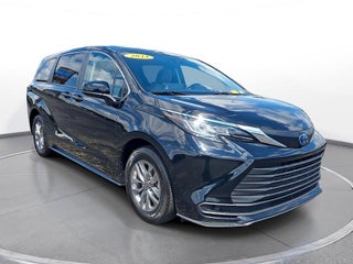 2023 Toyota Sienna LE FWD 8-Passenger (Natl)