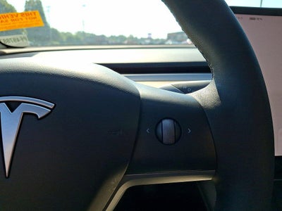 2023 Tesla Model 3 RWD