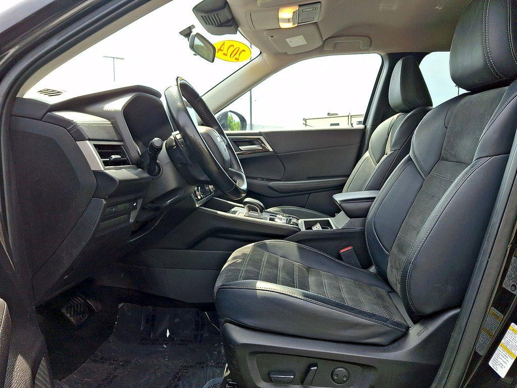 2024 Mitsubishi Outlander SE FWD