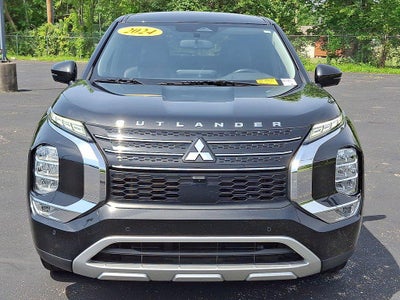 2024 Mitsubishi Outlander SE FWD