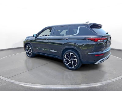 2024 Mitsubishi Outlander SE FWD