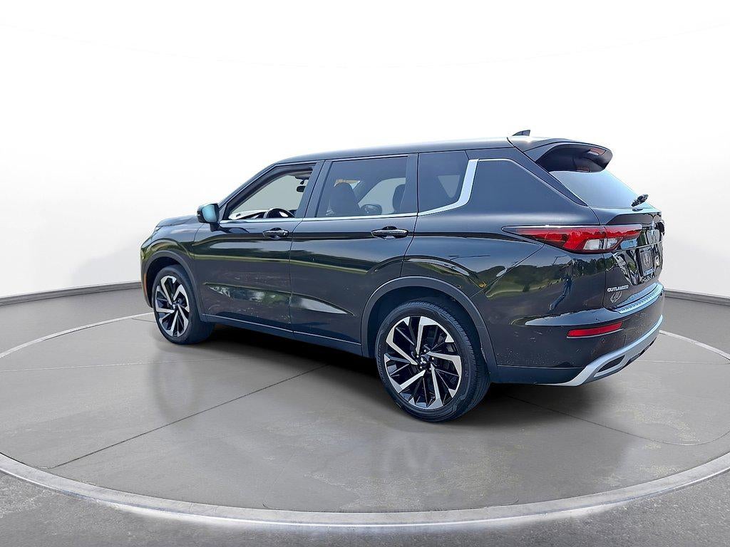 2024 Mitsubishi Outlander SE FWD