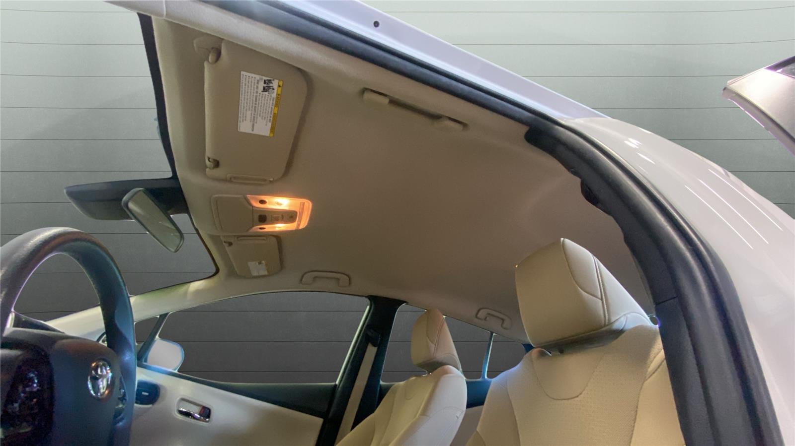 2022 Toyota Prius LE