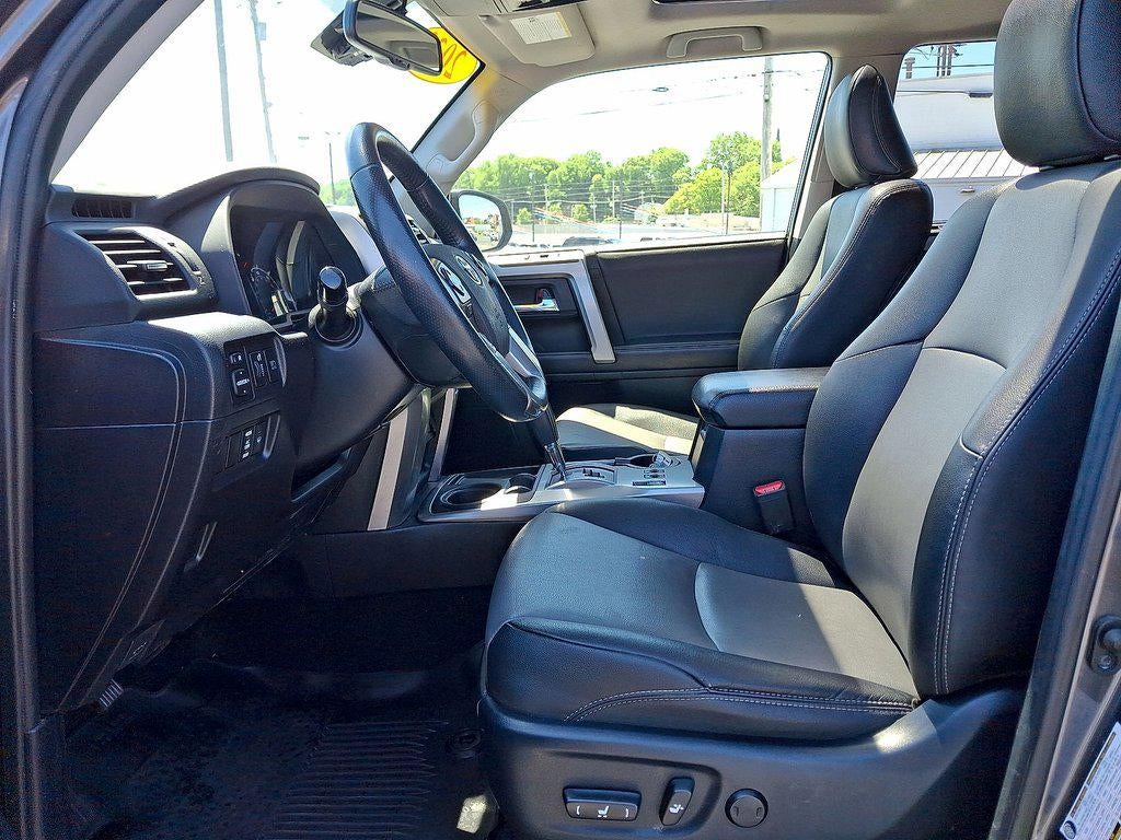 2022 Toyota 4Runner SR5 Premium 2WD (Natl)