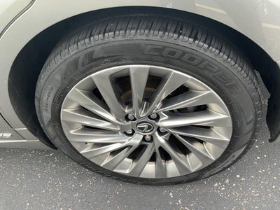 2019 Lexus Es ES 300h Luxury FWD