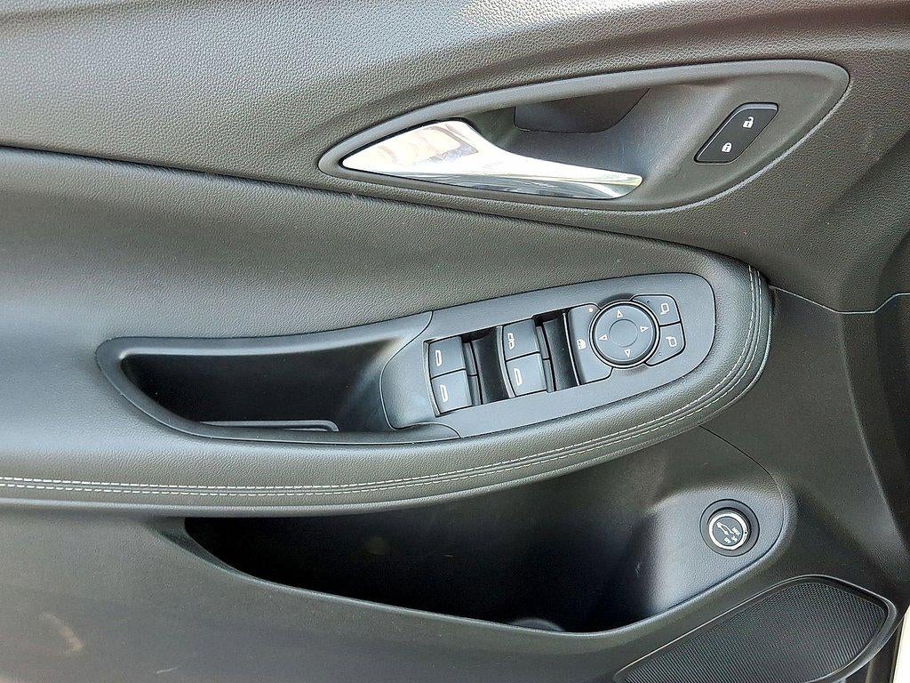 2023 Buick Encore Gx AWD 4dr Select