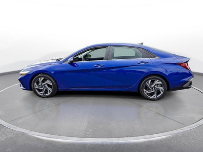 2024 Hyundai Elantra Limited IVT