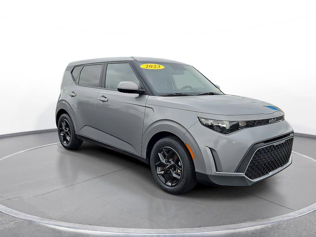 2023 Kia Soul LX IVT