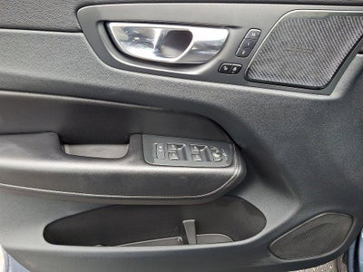 2023 Volvo Xc60 B6 AWD Ultimate Bright Theme