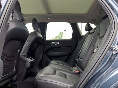 2023 Volvo Xc60 B6 AWD Ultimate Bright Theme