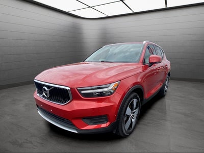 2019 Volvo XC40 Momentum