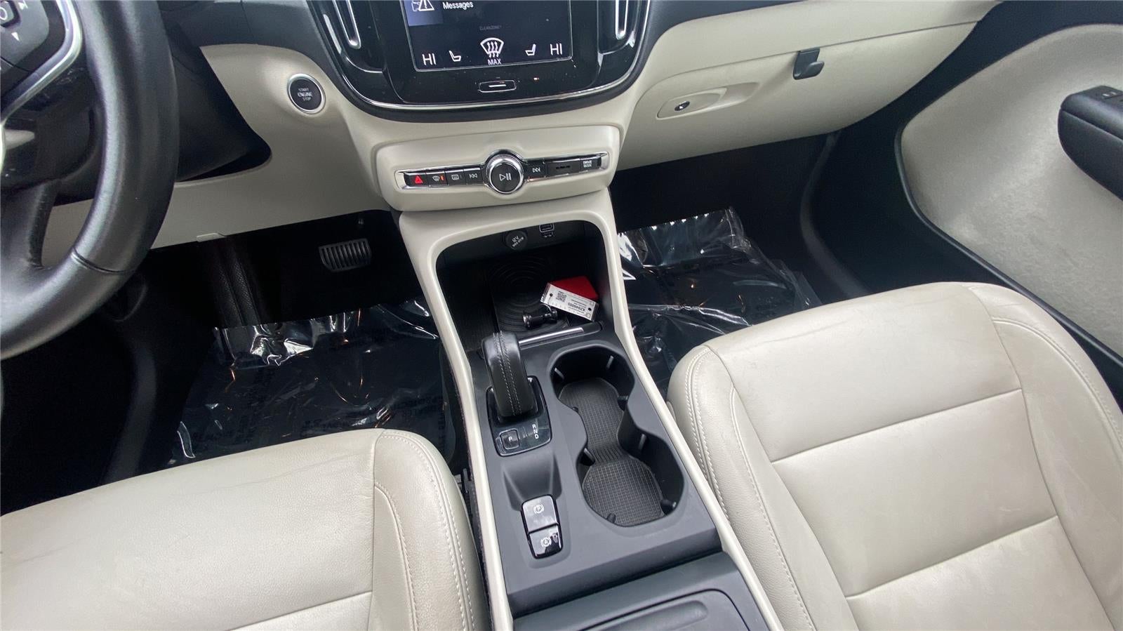 2019 Volvo XC40 Momentum