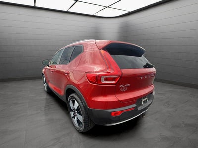 2019 Volvo XC40 Momentum