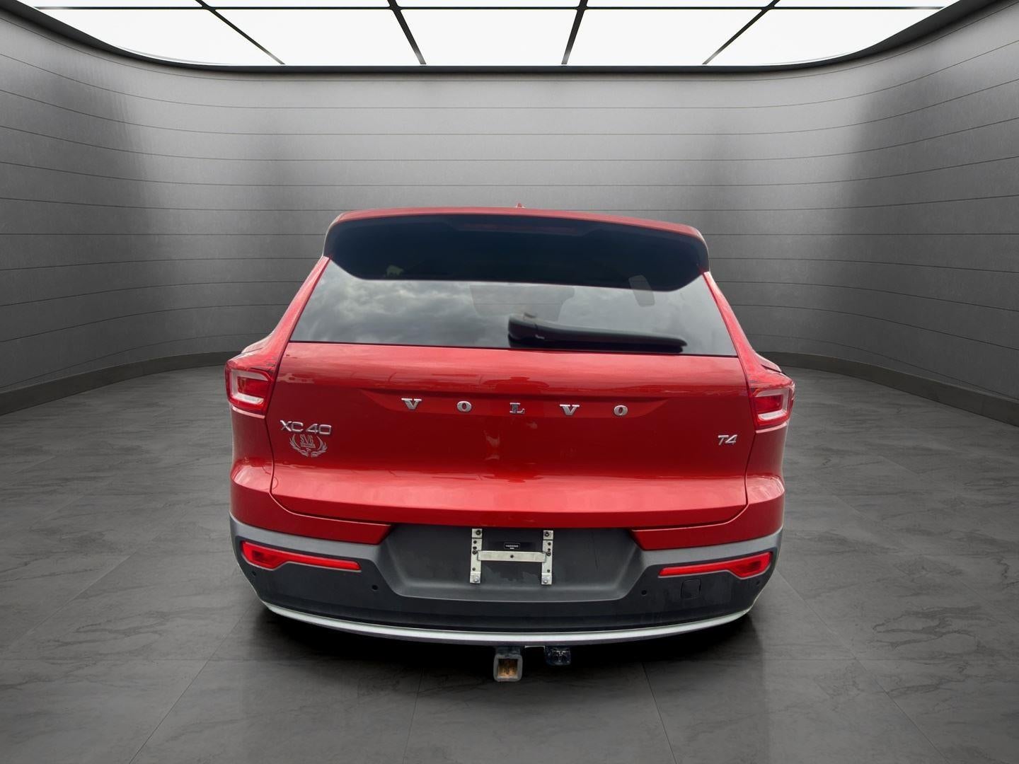 2019 Volvo XC40 Momentum