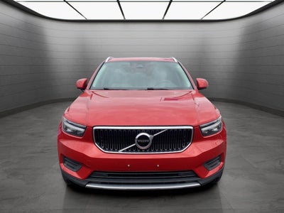 2019 Volvo XC40 Momentum