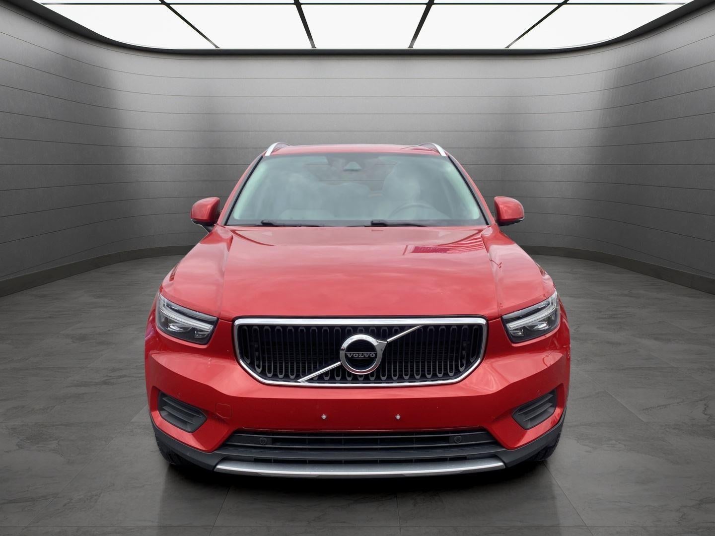 2019 Volvo XC40 Momentum