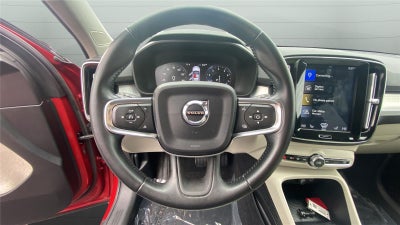 2019 Volvo XC40 Momentum