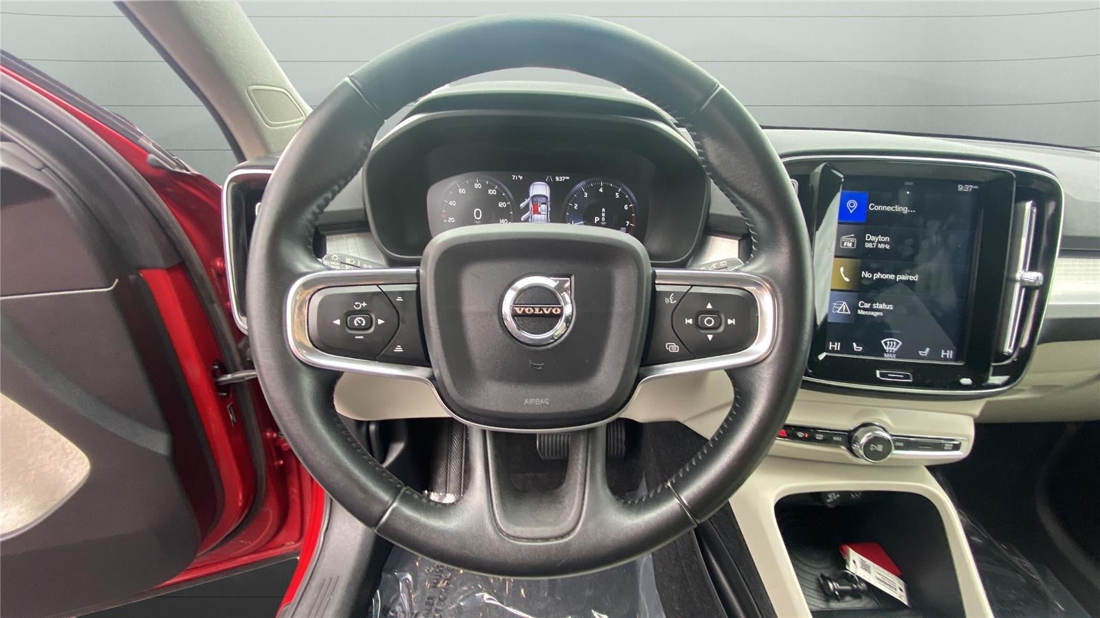 2019 Volvo XC40 Momentum