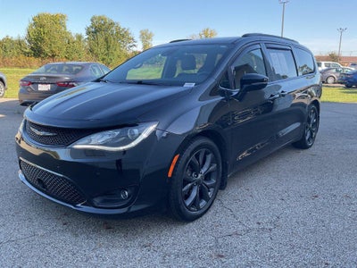 2020 Chrysler Pacifica Limited 35th Anniversary