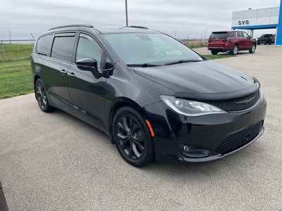 2020 Chrysler Pacifica Limited 35th Anniversary