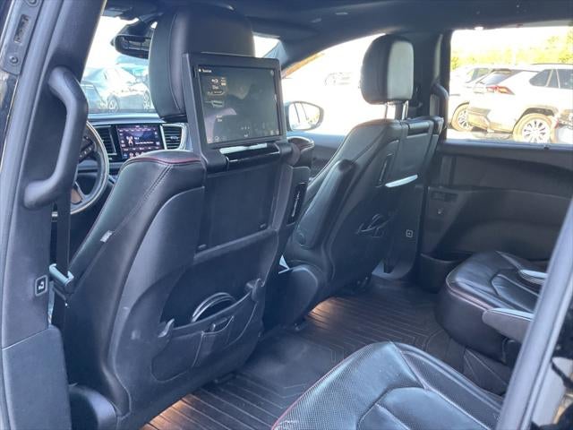 2020 Chrysler Pacifica Limited 35th Anniversary