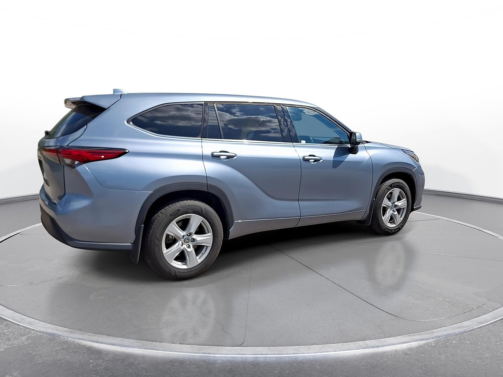 2021 Toyota Highlander LE
