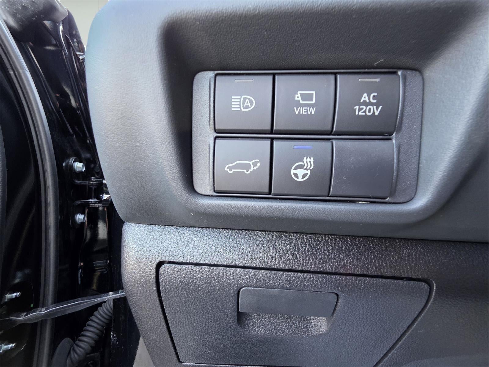 2025 Toyota Highlander Hybrid Platinum