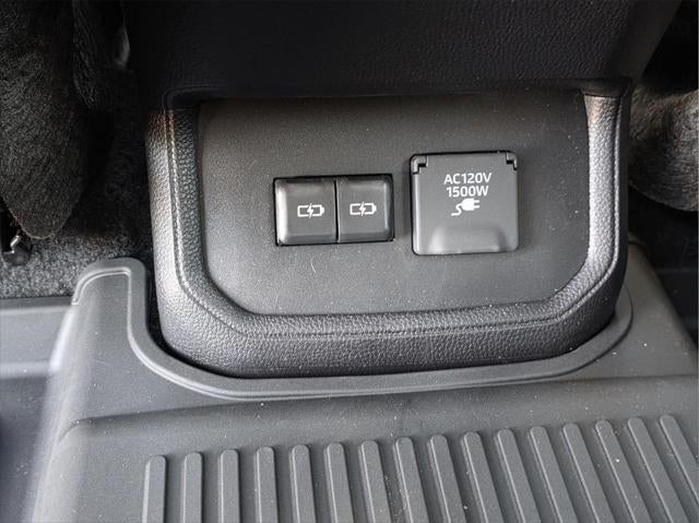 2025 Toyota Highlander Hybrid Platinum