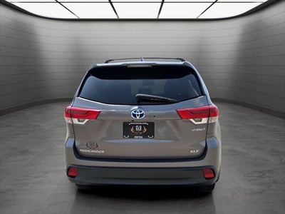 2019 Toyota Highlander Hybrid XLE