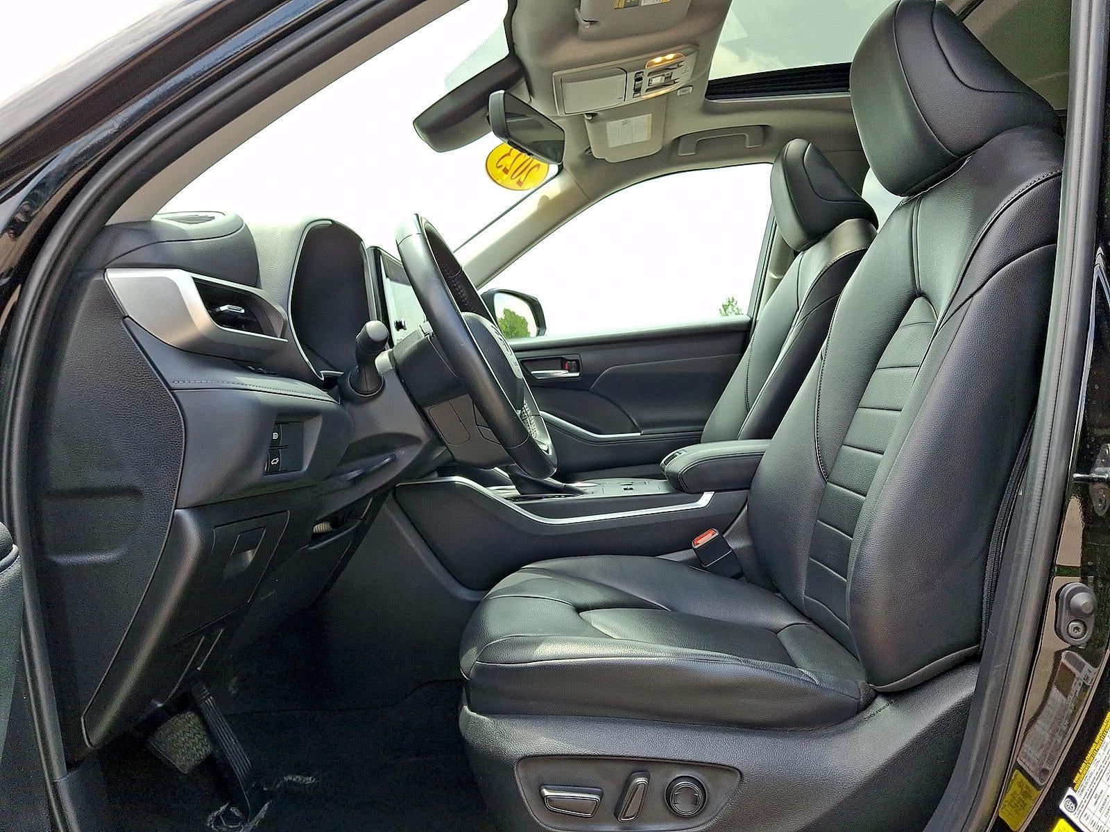 2023 Toyota Highlander Hybrid XLE