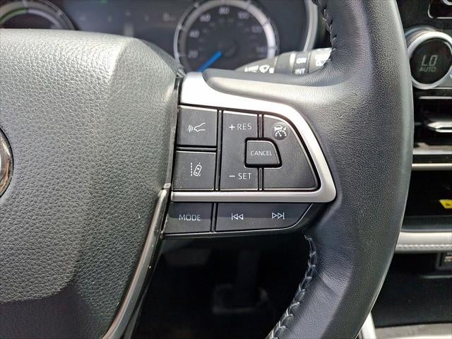 2023 Toyota Highlander Hybrid XLE