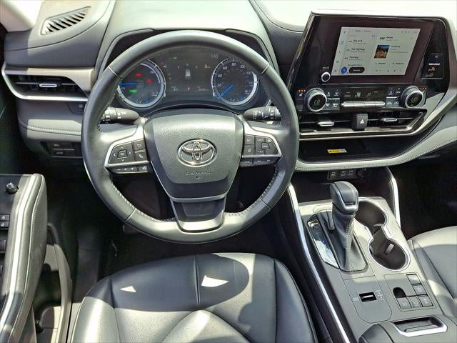 2023 Toyota Highlander Hybrid XLE