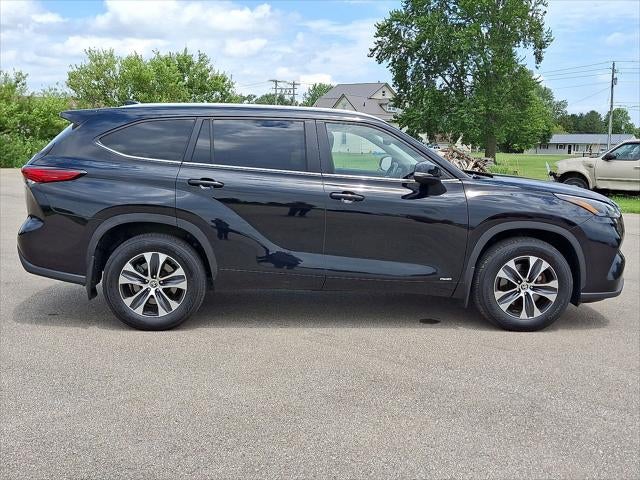 2023 Toyota Highlander Hybrid XLE