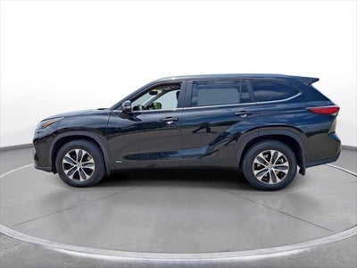2023 Toyota Highlander Hybrid XLE