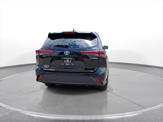 2023 Toyota Highlander Hybrid XLE
