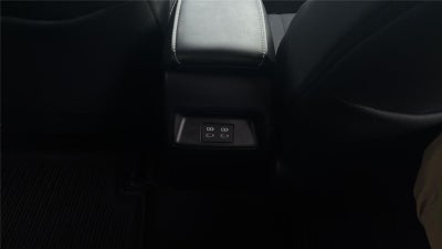 2025 Toyota Corolla Hatchback SE