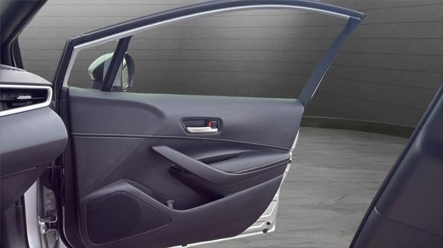 2025 Toyota Corolla Hatchback SE