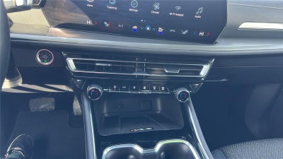 2025 Chevrolet Traverse FWD LT