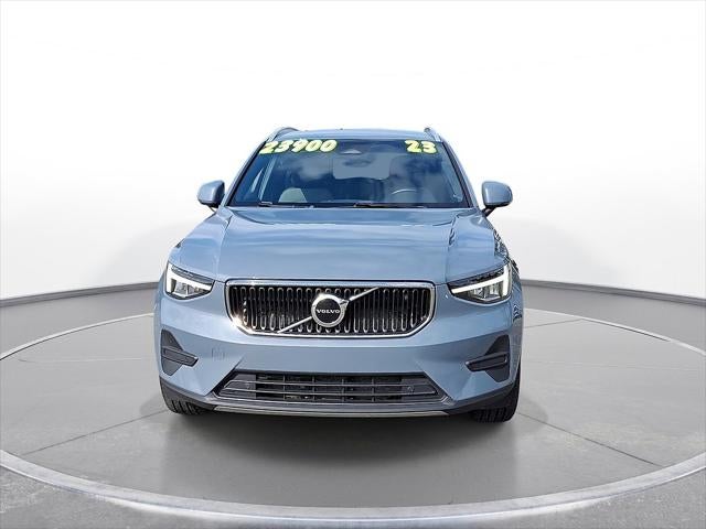 2023 Volvo XC40 Core